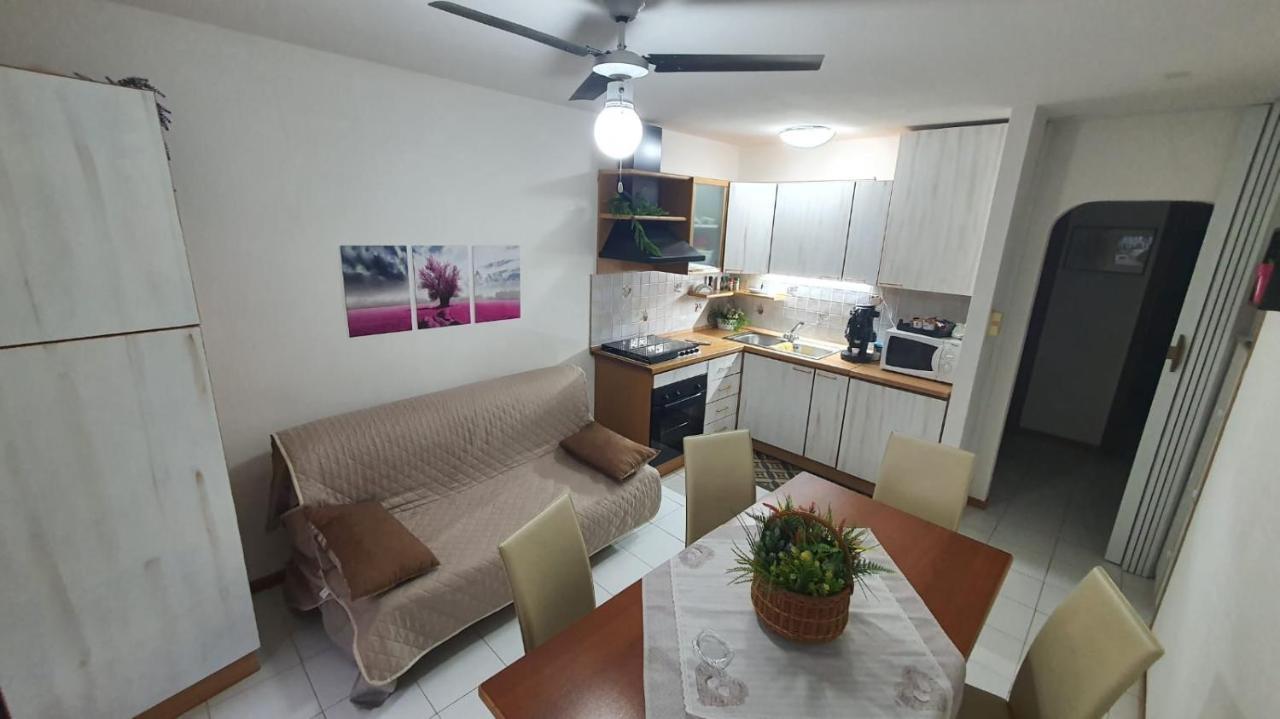 La Casa Di Marta Apartment Augusta Bagian luar foto
